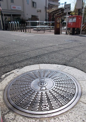 ���M�ȃ}���z�[��