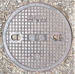 京都・三十三間堂マンホール