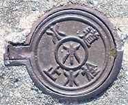 ���q���~����