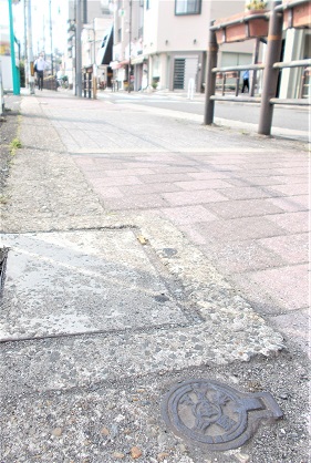 ����s�~����