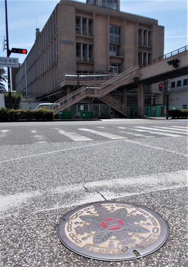 岸和田市マンホール