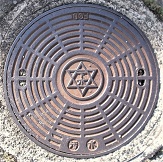 西宮市マンホール