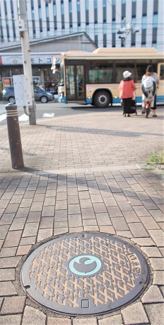 摂津市マンホール