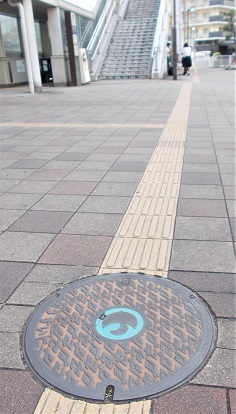 摂津市マンホール