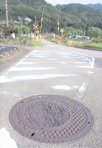 小坂町マンホール