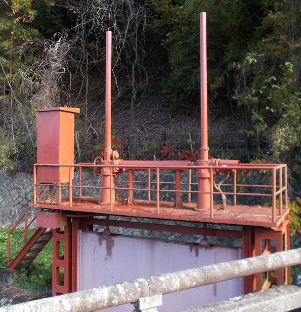 ���s�s����