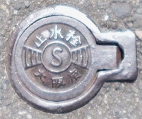 ���{�~����