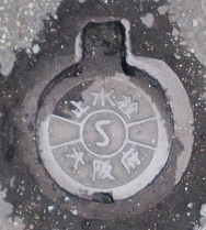 ���{�~����