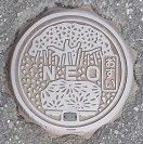根尾村マンホール