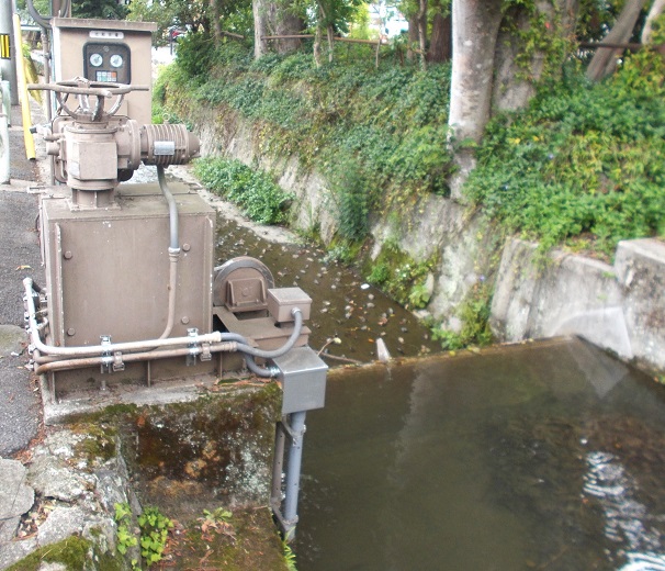 ���s�s����