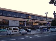 �i�q�����w