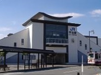 �i�q�F���w