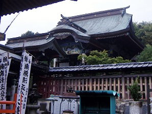 �{������r�_�{�a