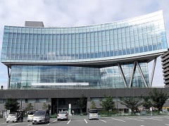 ��茧�j�������Q��Z���^�[