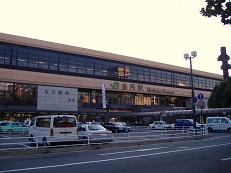 �i�q�����w