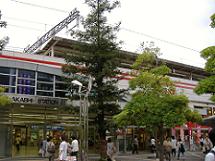 �i�q�E�R�z���Ήw