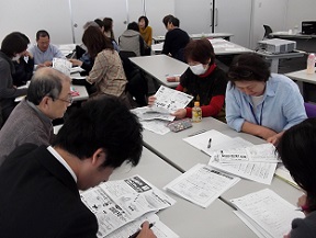 �u�t�E�g�c���F