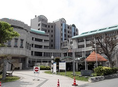 沖縄県男女共同参画センター「てぃるる」