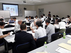 �u�t�E�g�c���F