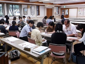 �u���̗l�q