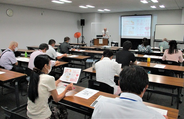 �u���̗l�q