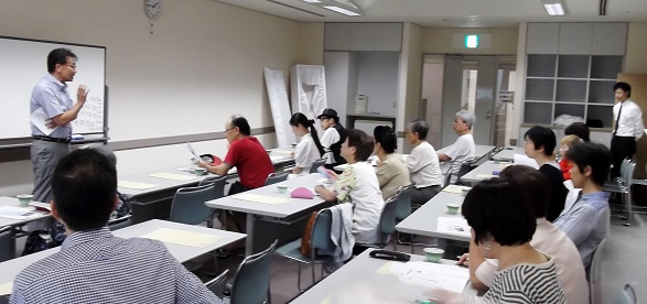 葬儀費用研究会代表・西口和憲さん